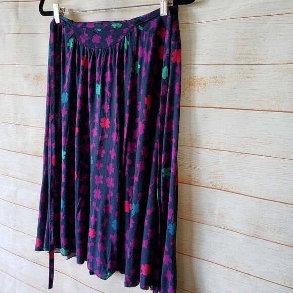 Marc Jacobs Lucky Clover Wrap Knit/Stretchy Skirt - Picture 2 of 11